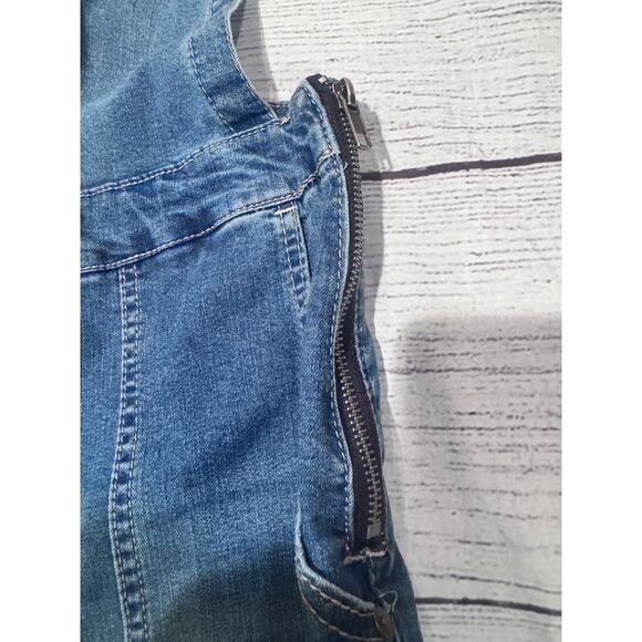 Wallflower Highrise Flare leg Overalls - Picture 6 of 11